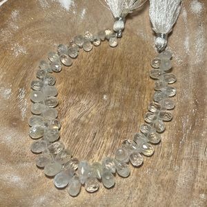 NWOT Natural Clear White Topaz Teardrop Briolette Gemstone 8 Inch Bead Strand